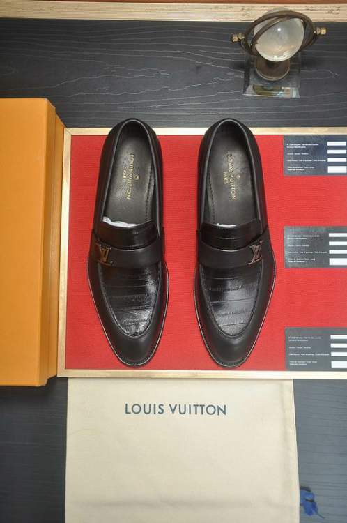 Picture of Louis Vuitton Shoes _SKULVsz38-45hnh086414707